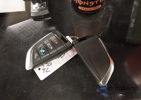 2021 BMW 330I xDrive из США, поврежденный, VIN 3MW5R7J09M8B53858